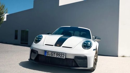 Porsche, Porsche CEO Confirms The 911 Will Not Go Fully Electric