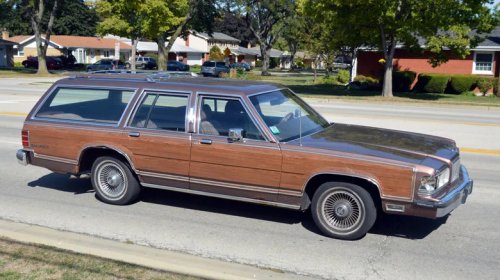 Are There Any Cars That Are Still Made With A Body-On Frame?