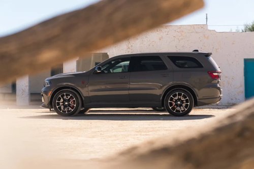 Dodge, Dodge Durango, Dodge Durango SRT Hellcat, Aston Martin, Dodge Durango SRT Hellcat vs Aston Martin DBX-S: Over 1,400-Horsepower of Family-Hauling Anger
