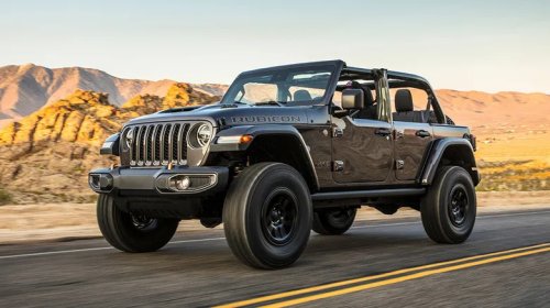 5 Vehicles That Hit Top Speed Before The End Of The Quarter Mile