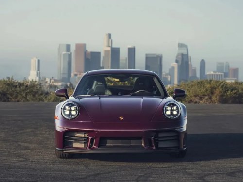 Porsche, Porsche 911, Porsche’s New Driver-Friendly 911 Gives Manual Purists Purpose Again