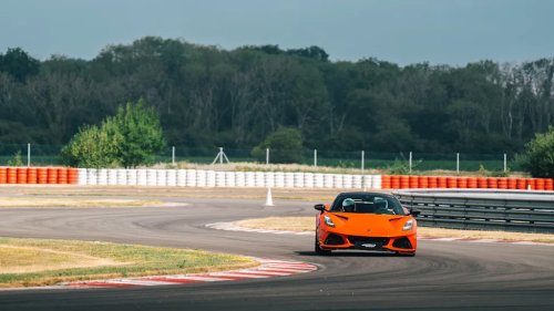 Lotus, The Lotus Emira 420 Sport in Photos