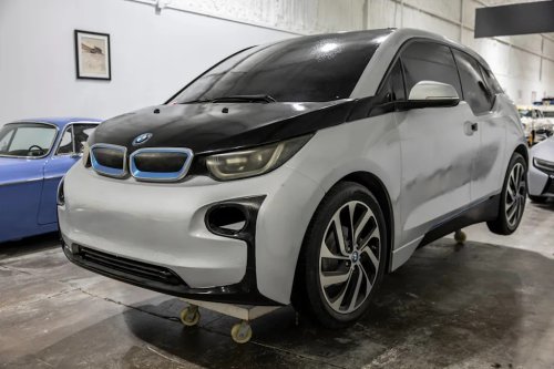 BMW, BMW i8, BMW i3, BMW Built Full-Size i3 and i8 Display Cars, and Now You Can Buy Them