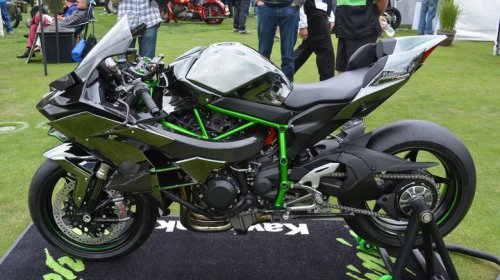 9 Ultra Quick Motorcycles That Can Eat A Ford Mustang Dark Horse SC For Breakfast