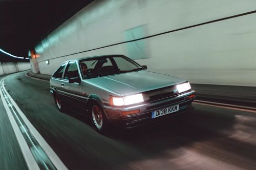 Toyota Corolla AE86: thunder &amp; lightning
