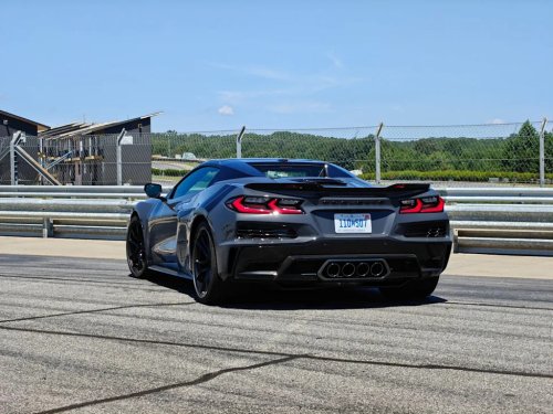 The Chevy Corvette Grand Sport X Is a Solid Step Up From the E-Ray