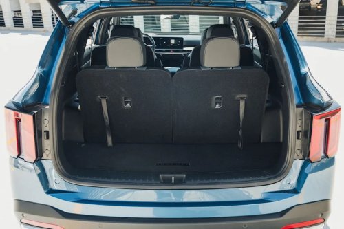 View Interior Photos of the 2025 Kia Sorento Hybrid