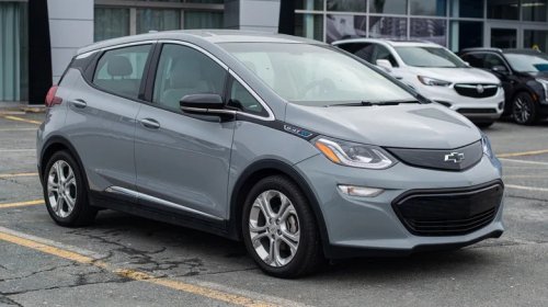 5 Vehicles That Hit Top Speed Before The End Of The Quarter Mile