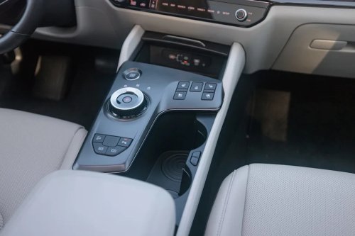 View Interior Photos of the 2026 Kia Sportage Hybrid