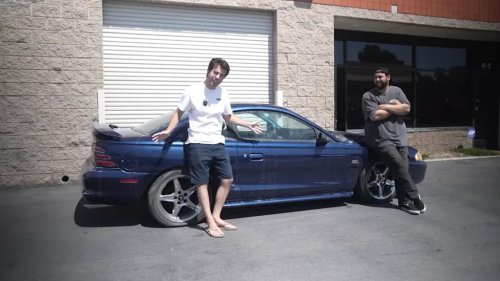 YouTubers Have $4,000 Budget And 72 Hours To Buy Broken Mustang And Turn It Into A 500-HP Muscle Car