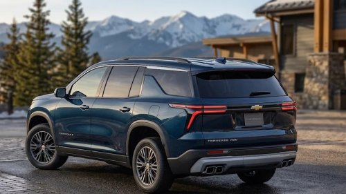 Chevy, Chevy Traverse LT vs High Country: Why the $15,000 Price Gap Matters