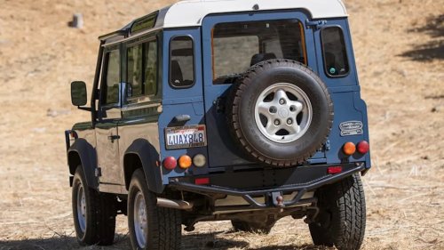 Kim Basinger’s Stylish 1997 Land Rover Defender 90 in Photos