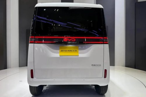 BYD, BYD’s Tiny $13,000 EV Is Taking On Japan At Home
