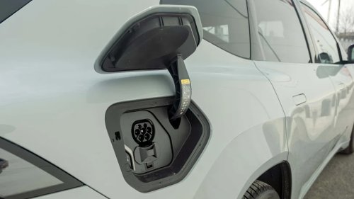 A BMW iX3 Charged For Just 15 Minutes. Here's How Far It Drove On The Highway
