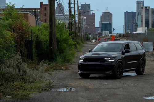 These vehicles get the worst gas mileage in 2026