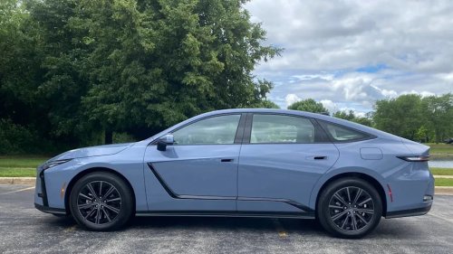 Lexus, Lexus ES, The 2026 Lexus ES 350h Redefines the Model Without Losing Why Buyers Have Flocked to it