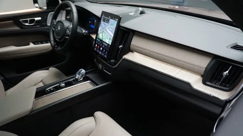 2028 Volvo XC60 Gets A Chiseled Facelift With More EV Range Than Any Other Plug-In Hybrid