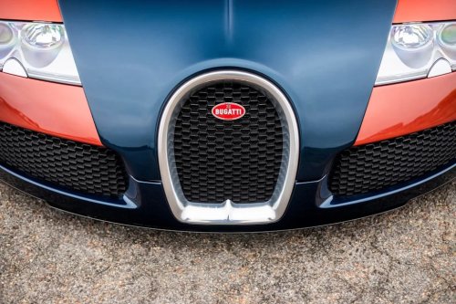 Bugatti, Bugatti Veyron, The Bugatti Veyron is 20 Years Old, So the Automaker Remade This One Better Than New
