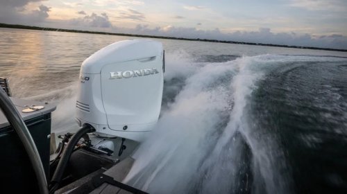 Honda, Honda Doesn't Use Its V8 Engine In A Car, But It Does In Something Else
