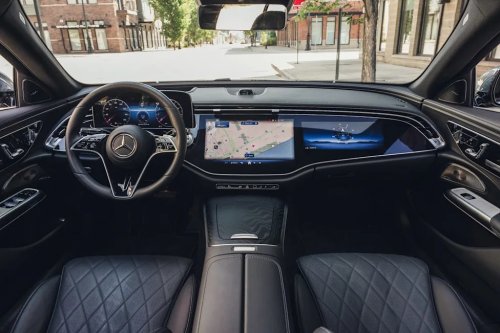 Mercedes-Benz, Lap of Luxury: The 2026 Mercedes-Benz E450 Interior