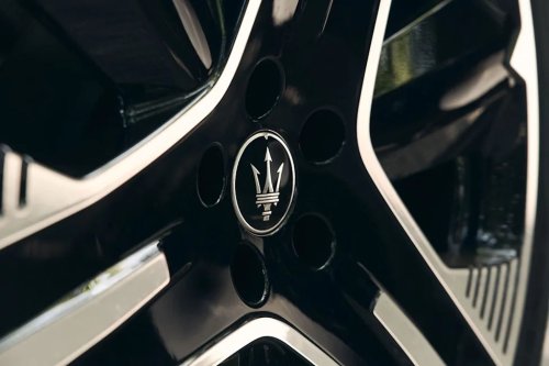 View Exterior Photos of the 2027 Maserati Grecale Folgore