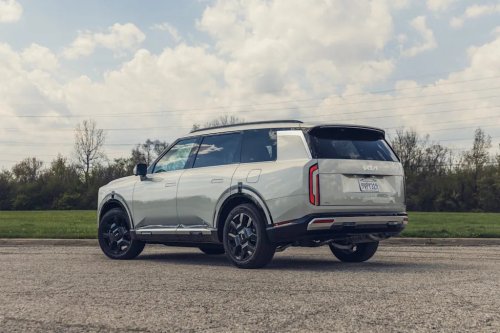 View Photos of the 2027 Kia Telluride SX Prestige Hybrid AWD