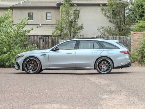 I Drove The 2026 Mercedes-AMG E53 Wagon For A Week: These Features Drove Me Nuts