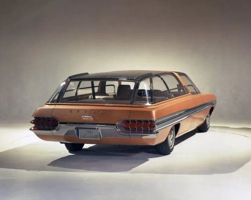 Ford, This Ford's Wagon From 1964 Literally Has A Living Room Sofa Inside