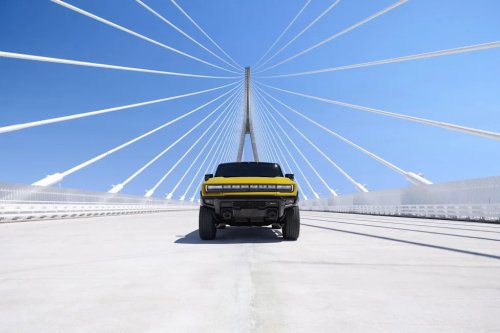 GMC, Hummer, View Photos of the 2027 GMC Hummer EV Icon 25