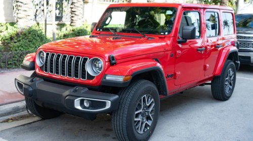 Jeep, SUV, Jeep Calls The Wrangler An SUV, But Much Of The Internet Begs To Differ