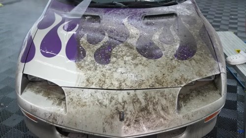Dust-Covered Camaro Gets Brought Back To Life, Revealing Flame Paint Job