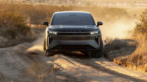 The Lucid Gravity Just Got Hands-Free Driving, Smarter Navigation, and Better Charging Tools