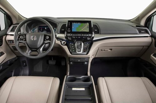 320,000+ Honda Odyssey Minivans Recalled for Electronic Problem