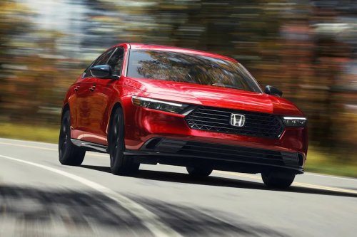 Will the Hybrid Sedan Be the Savior of the Sedan Segment? Here Are 4 of the Best