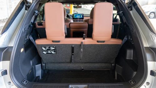 2026 Mitsubishi Outlander ES: The Least Expensive 3-Row SUV. Is It Worth It?