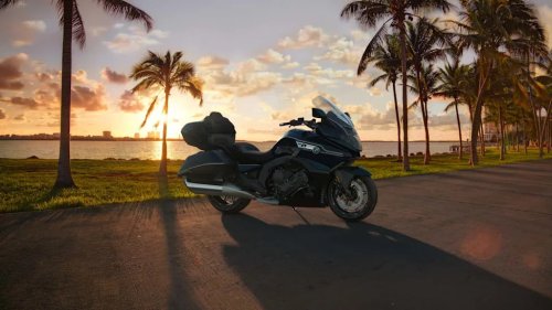 BMW’s Motorcycle Updates Are Mostly Paint. But Its Superbike Got Some Cheat Codes