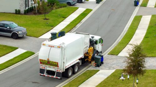 How Garbage Trucks Work: How Do They Know When They Are Full?