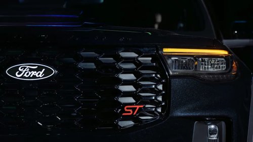 Ford, Ford Explorer, 2027 Ford Explorer ST Sinister Package Leans Into the Dark Side
