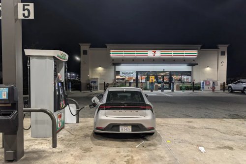 Toyota, Toyota Prius, 2025 Toyota Prius 30,000-Mile Update: Cool Looks Bring Sacrifices