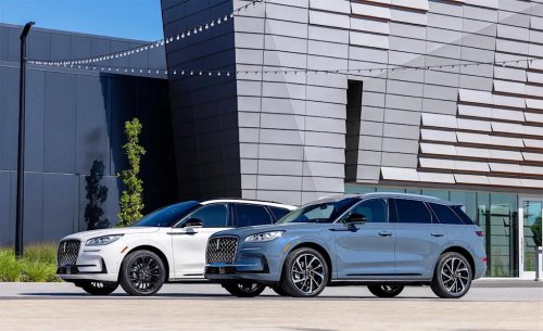 Ford Sued After Lincoln Corsair Manual Got Flat Towing Wrong