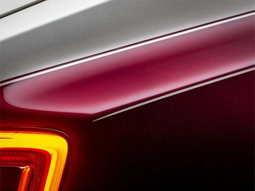 This Rolls-Royce Phantom One-Off Celebrates Hummingbirds By Using Abalone Shells