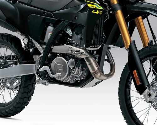 Suzuki’s Coolest Entry-Level Moto Gets a (Nearly) Blacked-Out Uplift and a $1,000 Price Cut