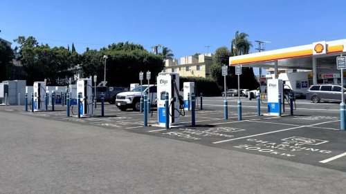 Tesla, LA’s Largest Non-Tesla EV Charging Station Opens With A Surprise: CHAdeMO Support