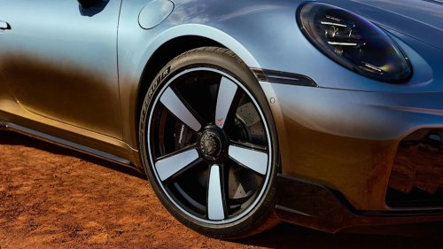 The Stunning Porsche 911 Turbo S Land Down Under in Photos