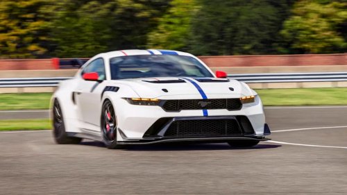 Ford, Ford Mustang, Ford Mustang Dark Horse SC Hits 60 in 2.9 Seconds, Beats GT500