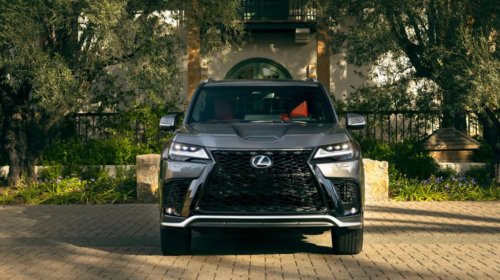 5 Luxury SUVs That Use A Body-On-Frame In 2026