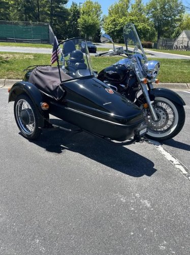 Suzuki, 2008 Suzuki Boulevard C50T with Sidecar for Sale