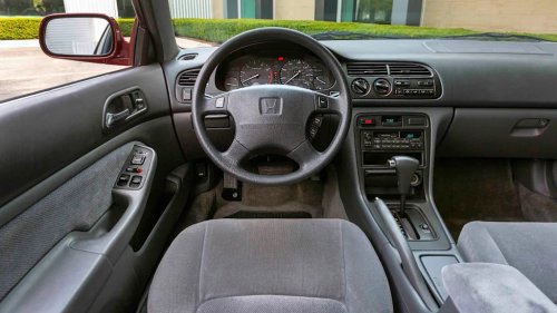 Driving a Pristine 1994 Honda Accord Reminds Us Why 15 Million Americans Bought Into the Name