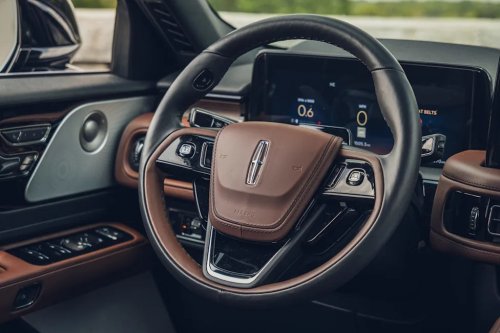 Lincoln, Inside the 2026 Lincoln Aviator Reserve: Full Interior Photo Gallery