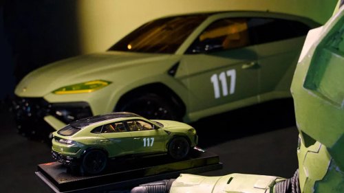 Lamborghini, This Special Lamborghini Urus SE Celebrates the Halo Video Game and Looks Ready for Battle